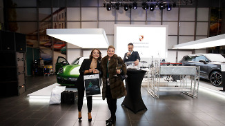 15 декабря в Порше Центре Ясенево прошла презентация Porsche Exclusive Manufaktur.