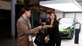 15 декабря в Порше Центре Ясенево прошла презентация Porsche Exclusive Manufaktur.