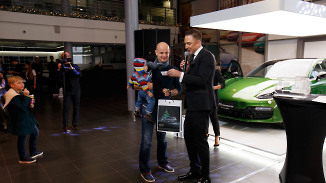15 декабря в Порше Центре Ясенево прошла презентация Porsche Exclusive Manufaktur.